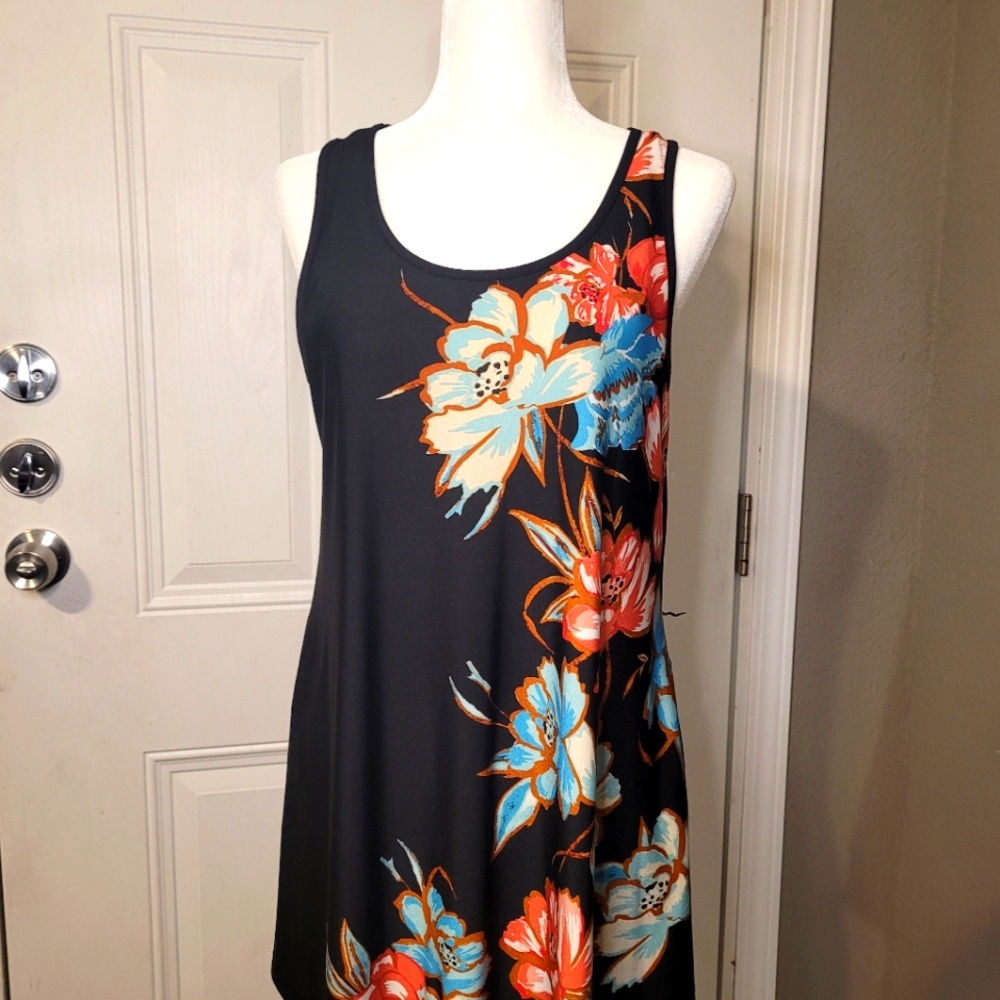 Sleeveless Tunic Top New With out Tag